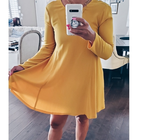 Dress - Picture 2 of 4